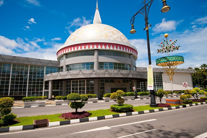Discover Brunei